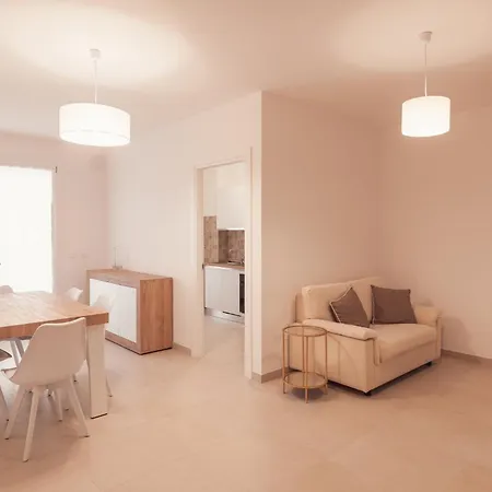 Alessia In Wonderland